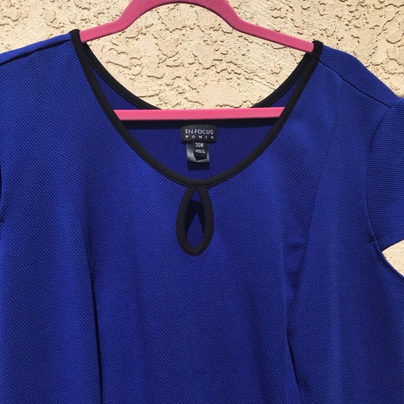 Blue Dress - Picture 2 of 7